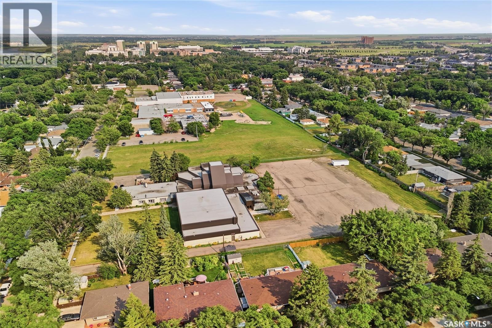 1960 Cowan Crescent, Regina, SK - Outdoor With View