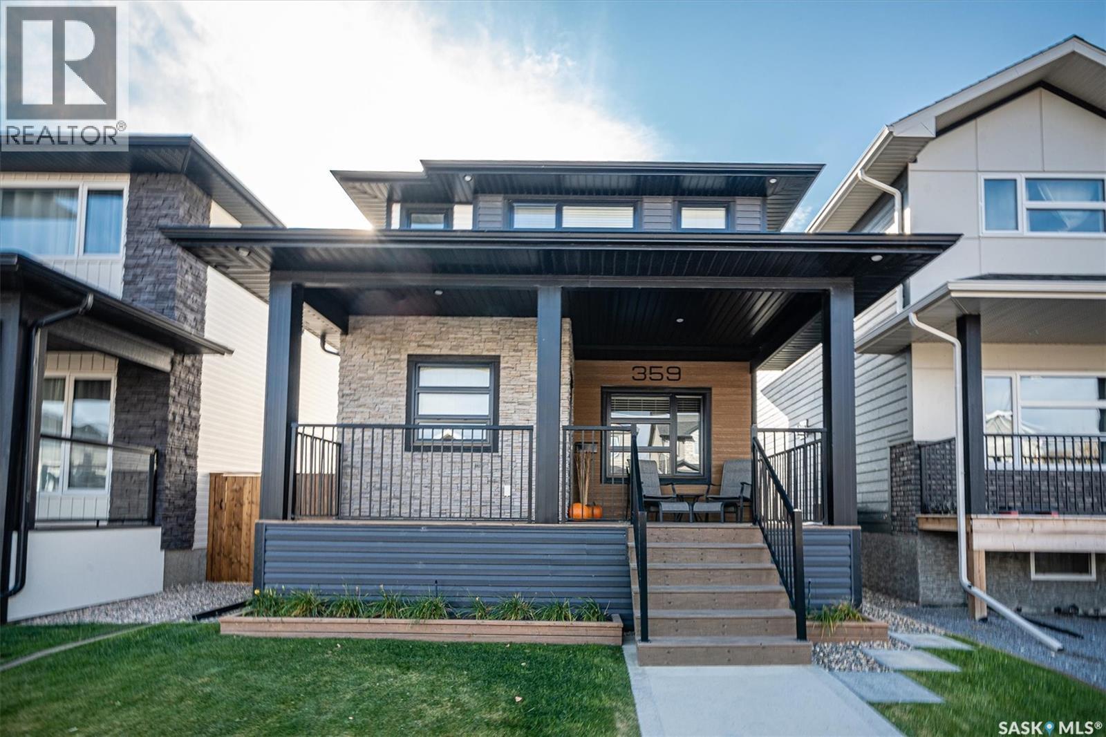 359 Marlatte Street, Saskatoon, SK - Outdoor With Deck Patio Veranda
