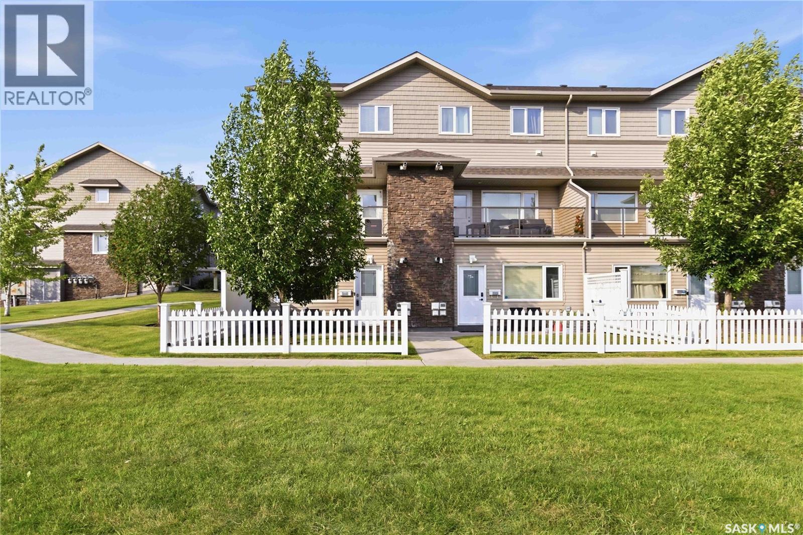 115 1303 Richardson Road, Saskatoon, SK - Outdoor With Facade