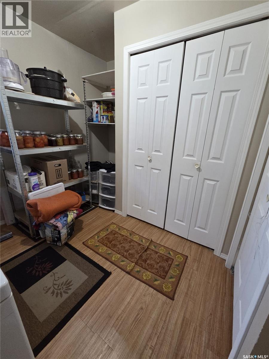 258 Second Street Ne, Wadena, SK - Indoor