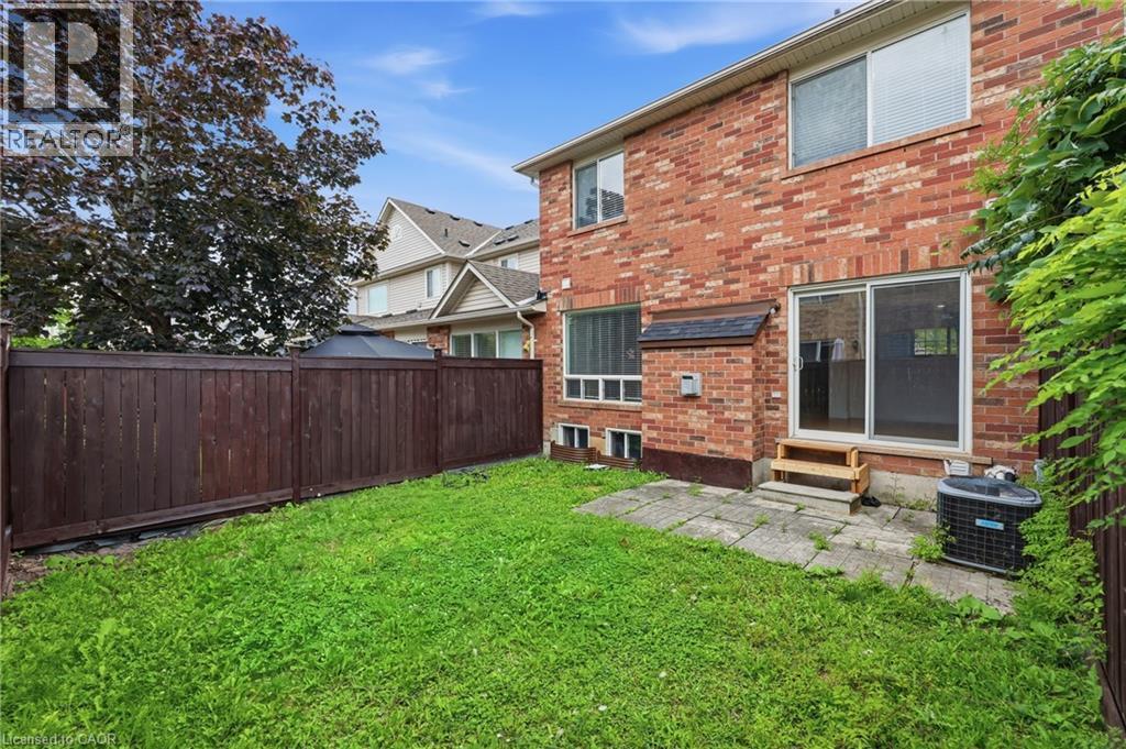 3115 Edgar Avenue, Burlington, ON - Outdoor