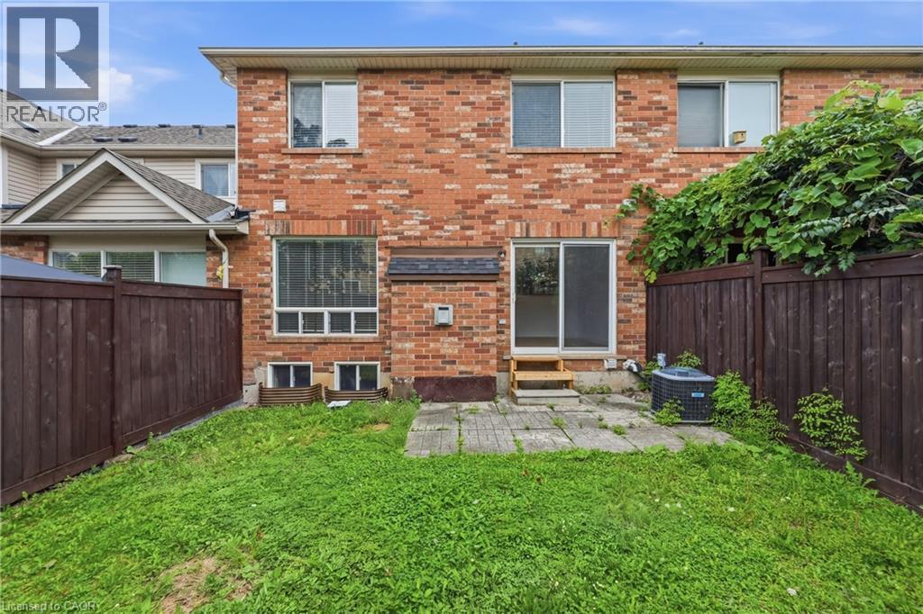 3115 Edgar Avenue, Burlington, ON - Outdoor