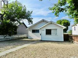 1112 Lillooet STREET W Moose Jaw, SK S6H 5A3