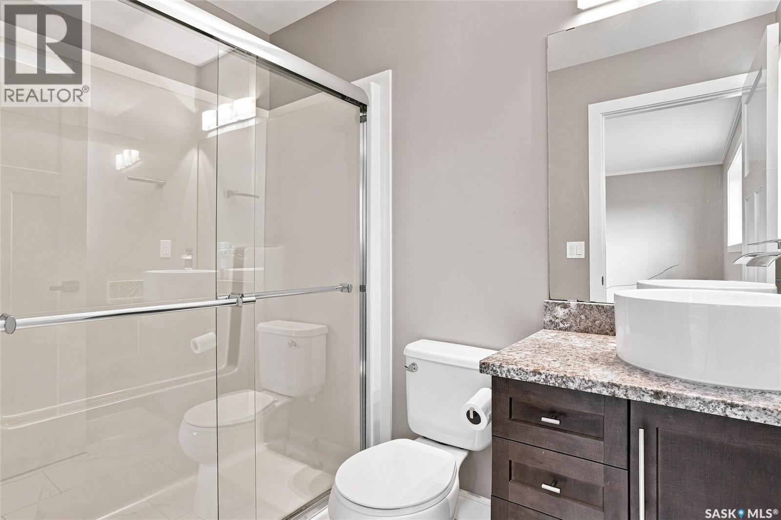 343 Rajput Way, Saskatoon, SK - Indoor Photo Showing Bathroom