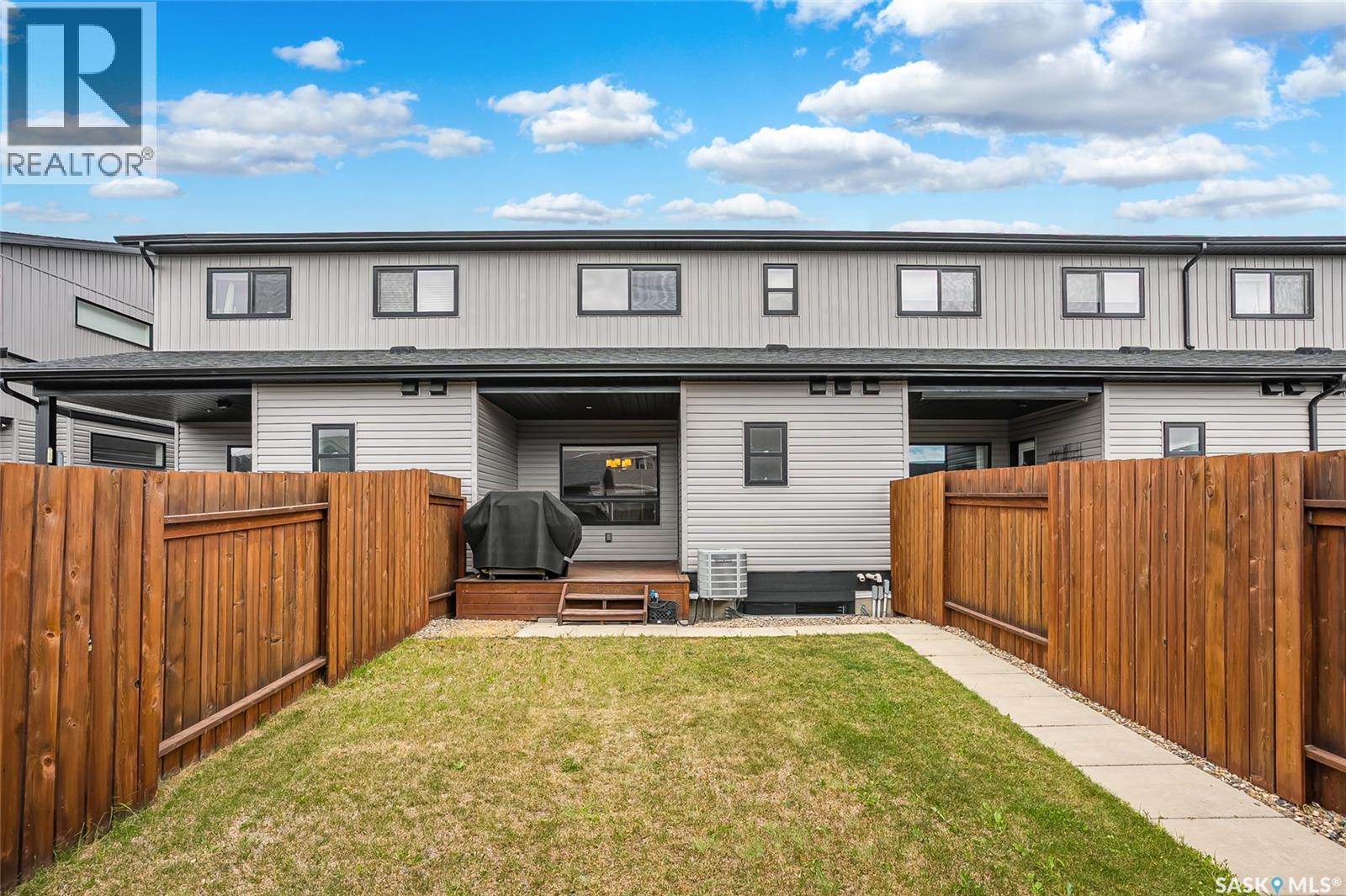 343 Rajput Way, Saskatoon, SK - Outdoor