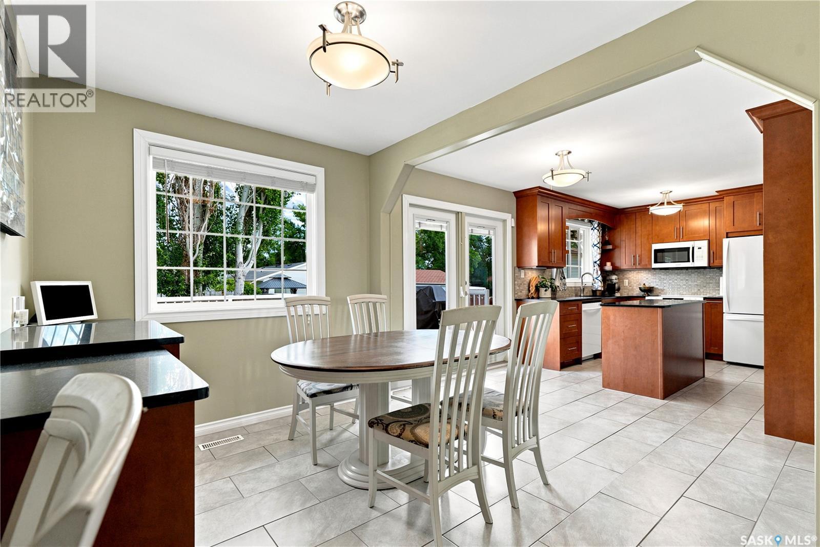 506 Fisher Crescent, Saskatoon, SK - Indoor Photo Showing Other Room