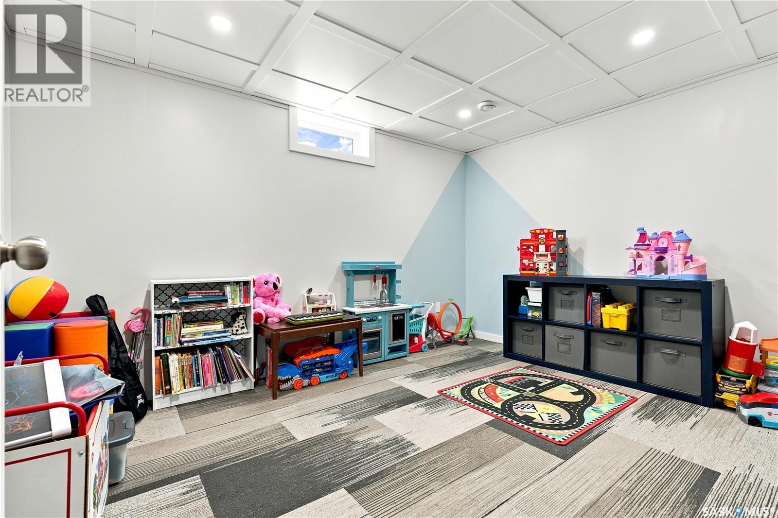 506 Fisher Crescent, Saskatoon, SK - Indoor Photo Showing Other Room