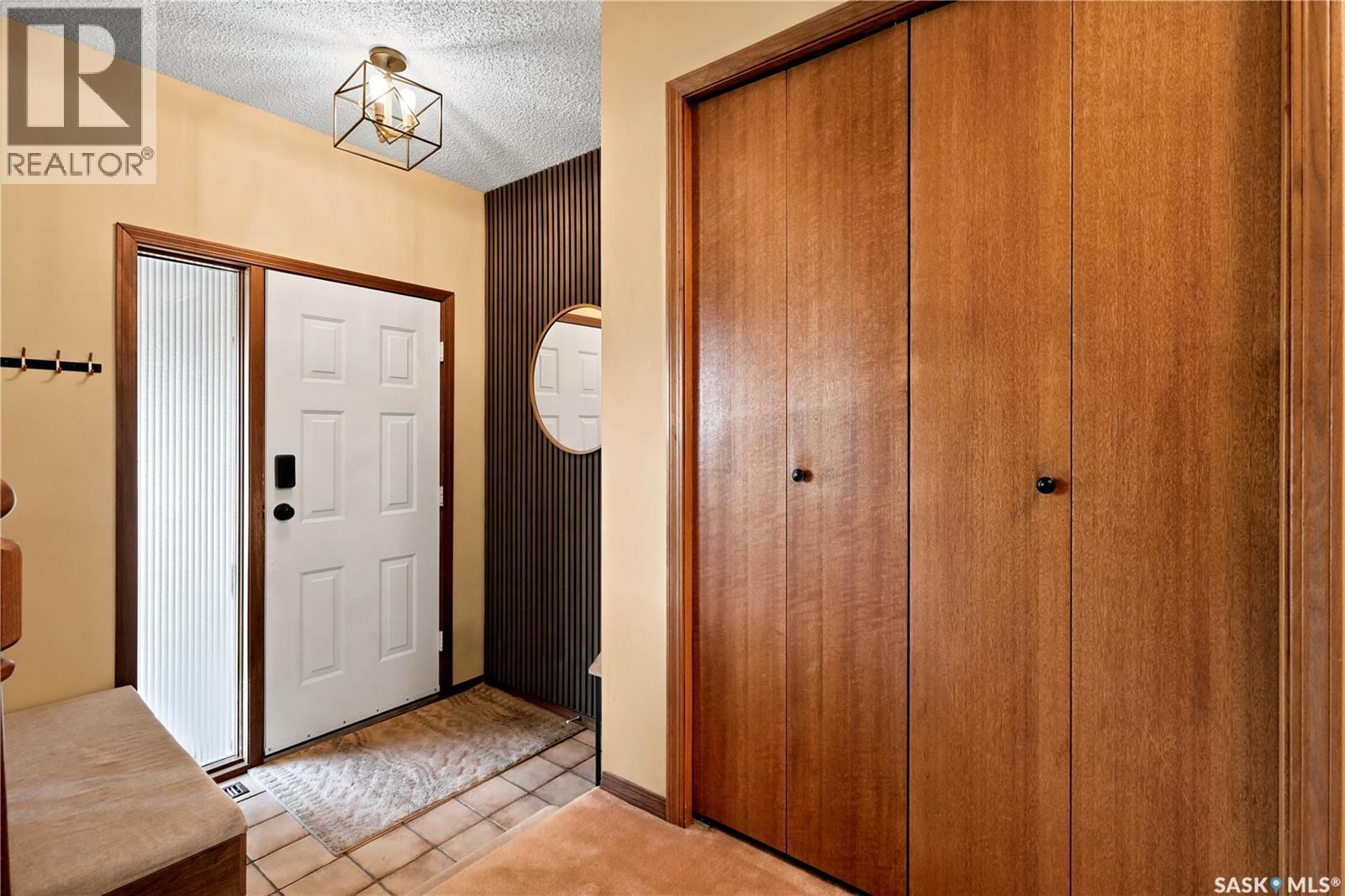 2734 Poplar Place E, Regina, SK - Indoor Photo Showing Other Room