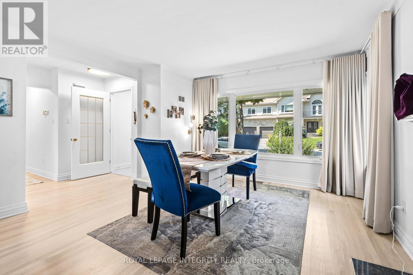 2183 Woodcrest Road, Ottawa, ON - Indoor