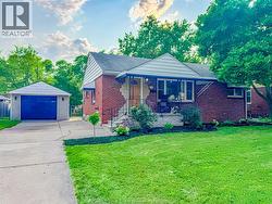 979 BELLEPERCHE PLACE Windsor, ON N8S 3C2