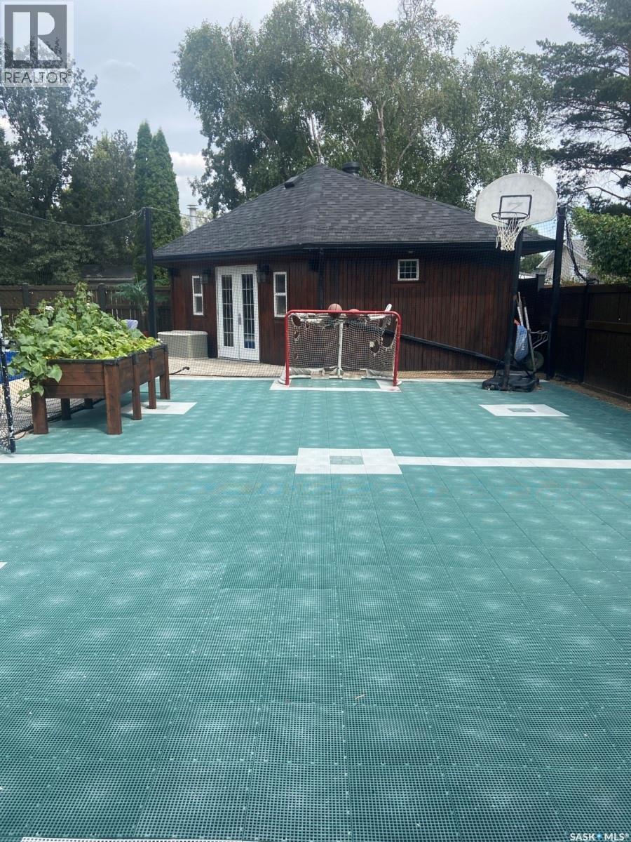 116 Middleton Crescent, Saskatoon, SK - Outdoor With Backyard