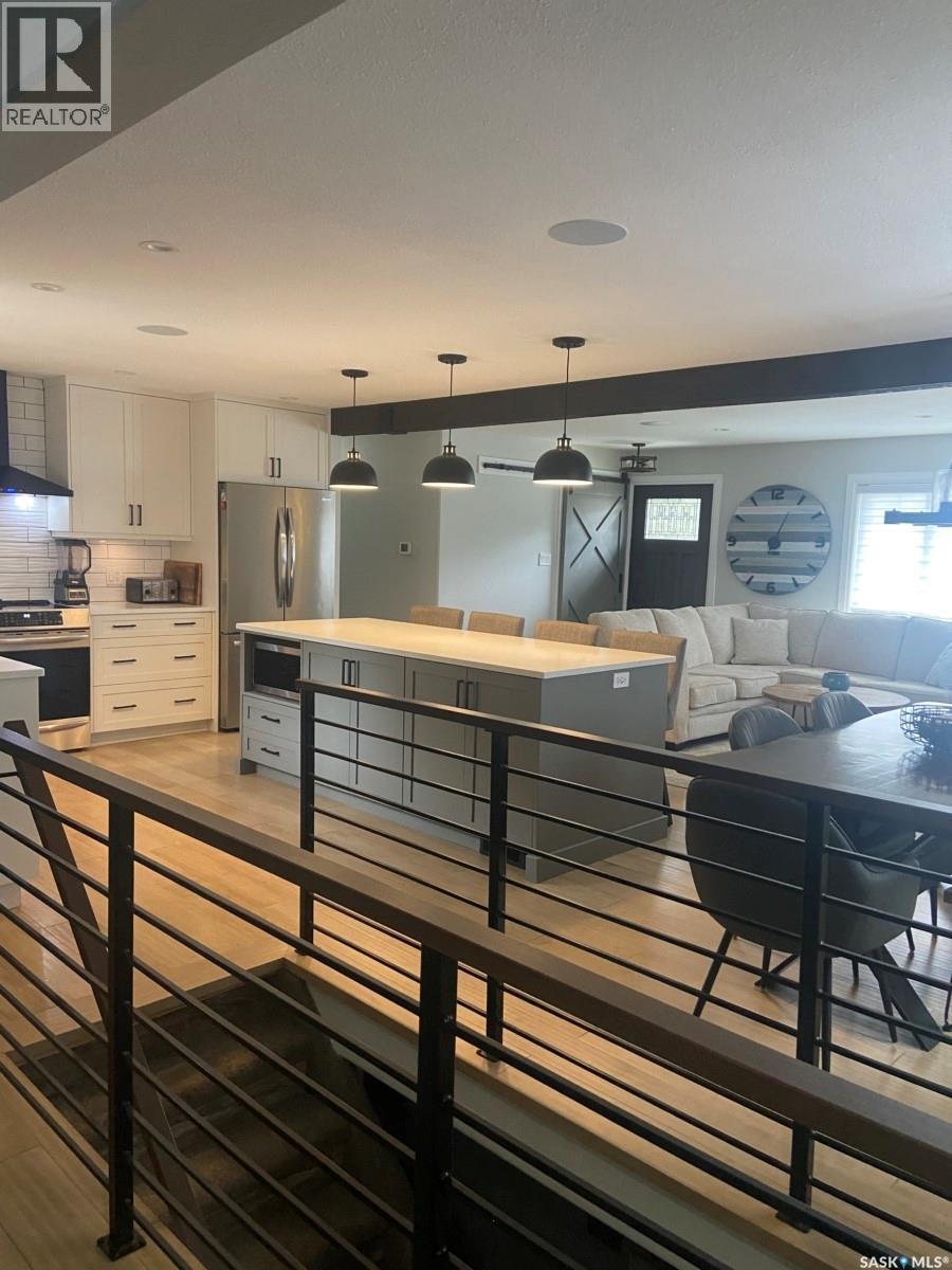 116 Middleton Crescent, Saskatoon, SK - Indoor Photo Showing Kitchen