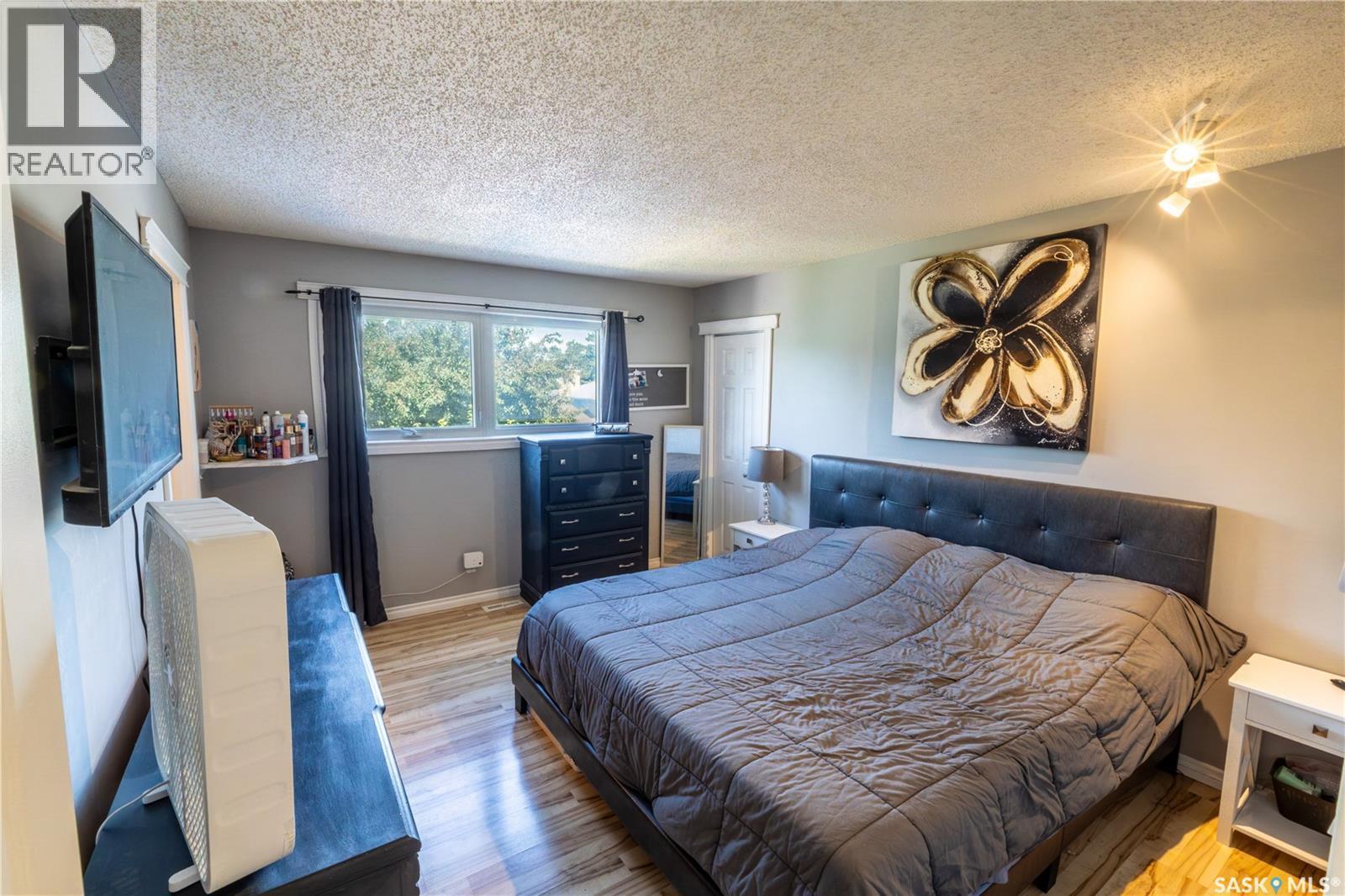 1259 Maybery Crescent, Moose Jaw, SK - Indoor Photo Showing Bedroom