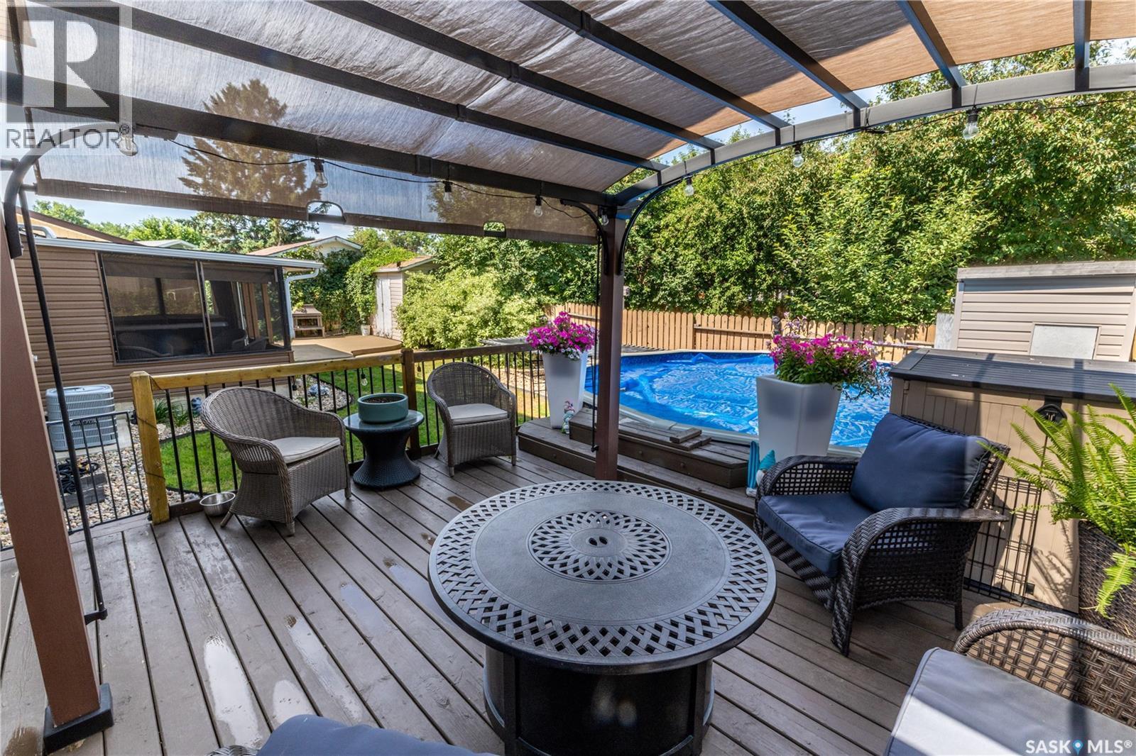 1259 Maybery Crescent, Moose Jaw, SK - Outdoor With Deck Patio Veranda With Exterior