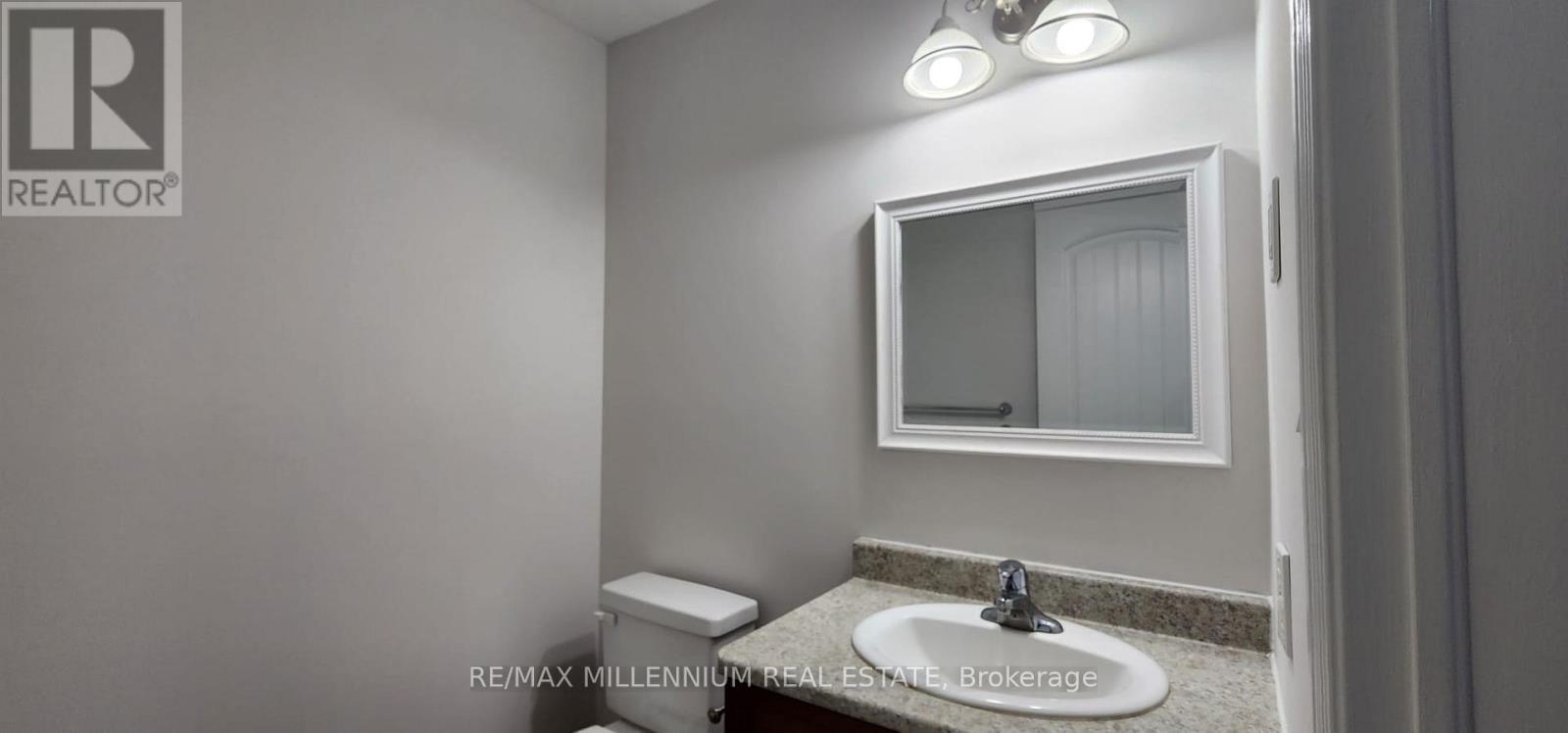 133 Fleming Way, Shelburne, ON - Indoor Photo Showing Bathroom