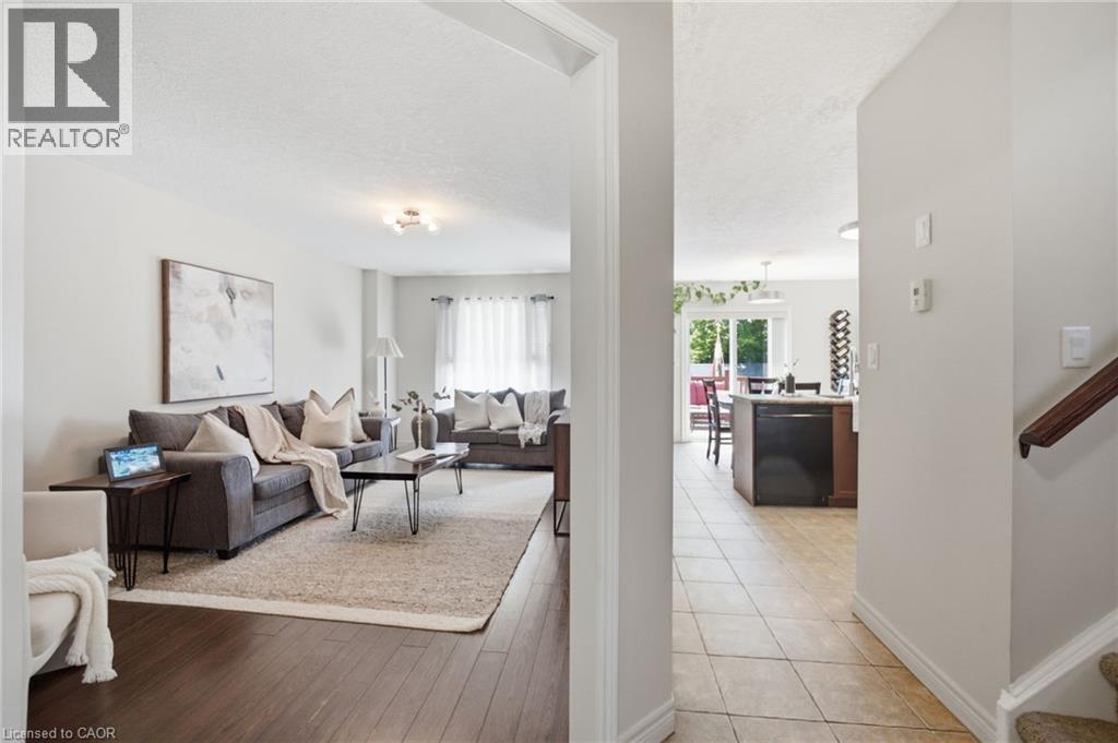 120 Yates Avenue, Cambridge, ON - Indoor