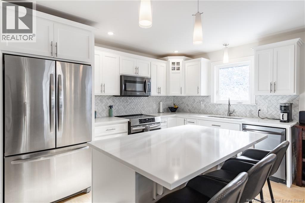 50 Walker Crescent, Hampton, NB - Indoor Photo Showing Kitchen With Stainless Steel Kitchen With Upgraded Kitchen