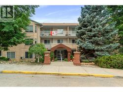 251 6 Street SE Unit# 303 Salmon Arm, BC V1E 1J9