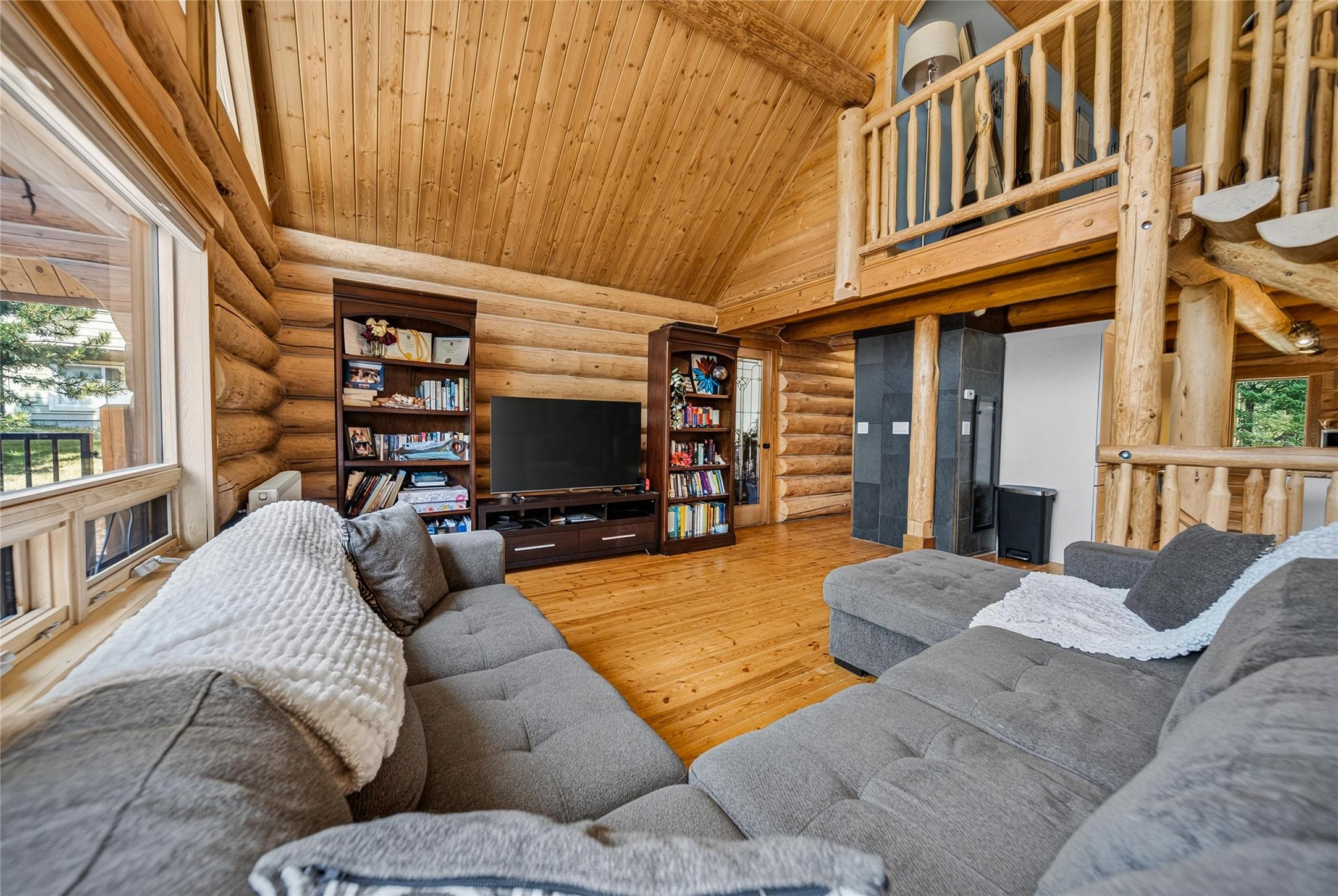 4322 Hilltop Crescent, Cranbrook, BC - Indoor