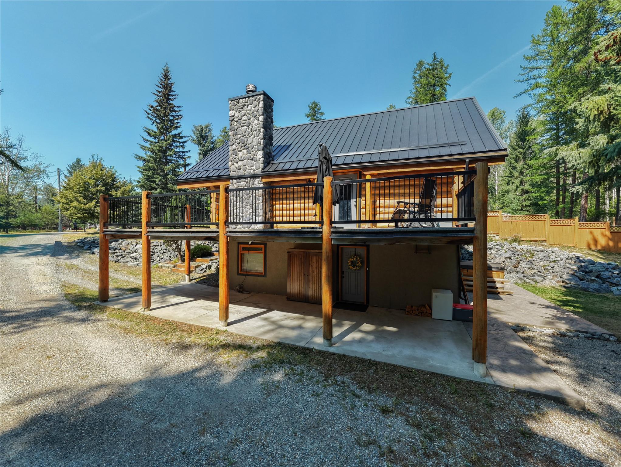 4322 Hilltop Crescent, Cranbrook, BC - Outdoor