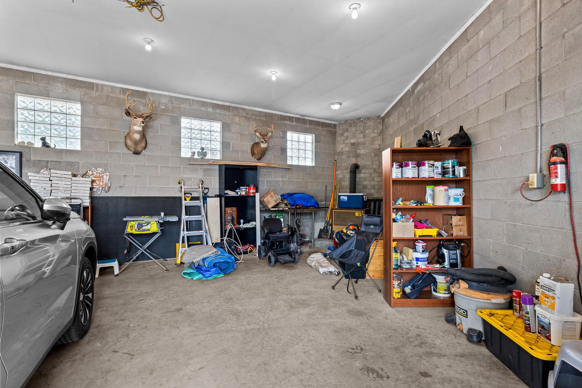 1643 Traut Court, Kelowna, BC - Indoor