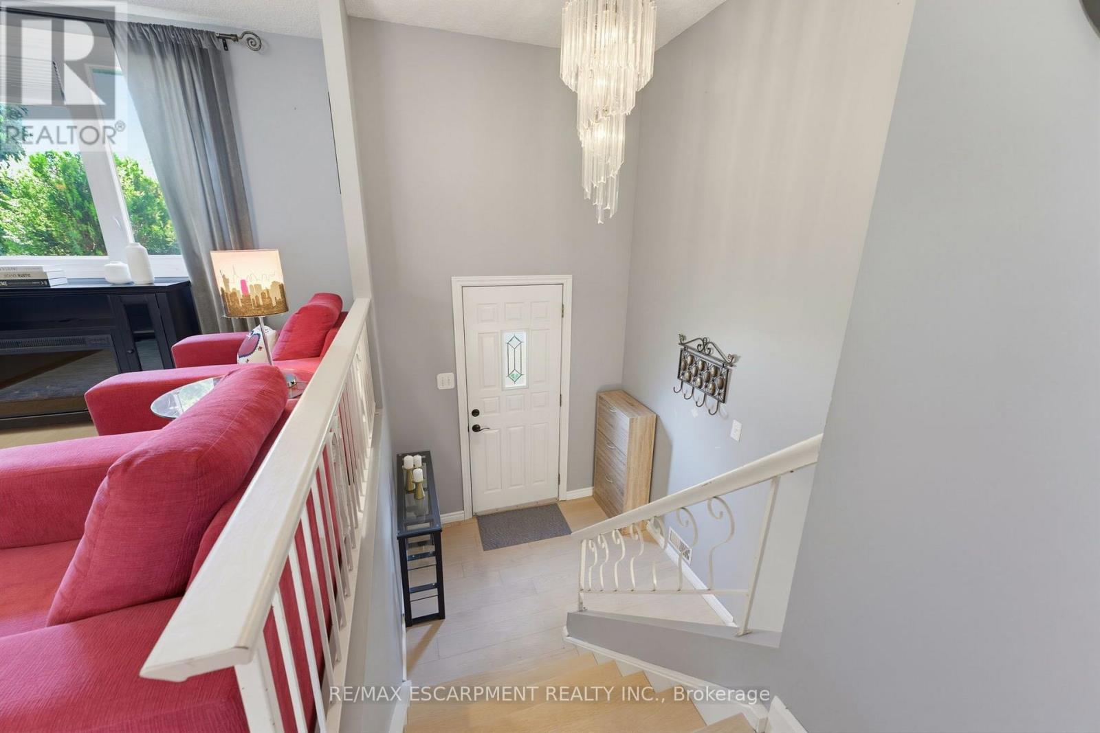 164 Hanover Place, Hamilton, ON - Indoor Photo Showing Other Room