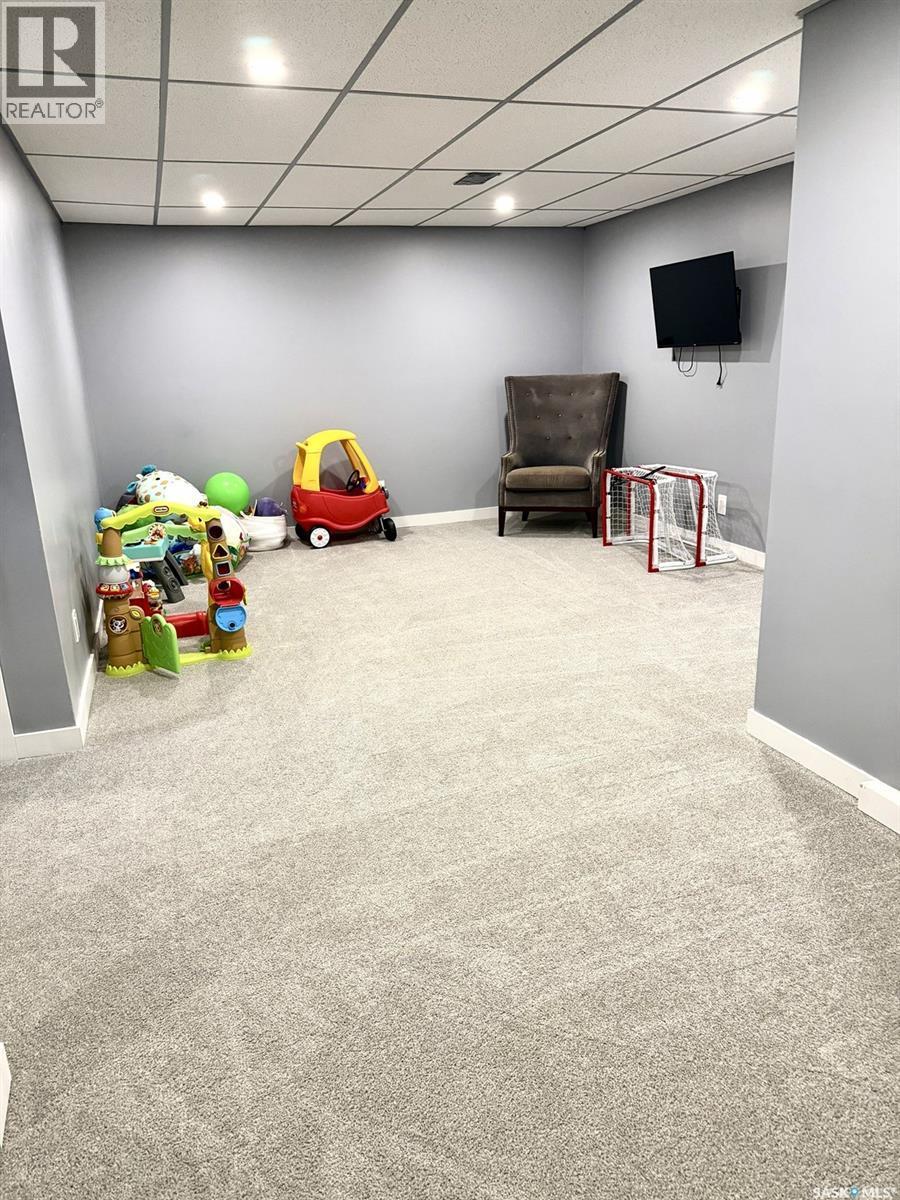 510 Redberry Road, Saskatoon, SK - Indoor
