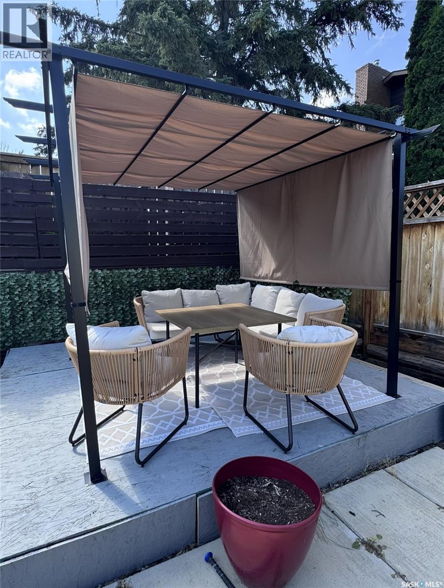510 Redberry Road, Saskatoon, SK - Outdoor With Deck Patio Veranda