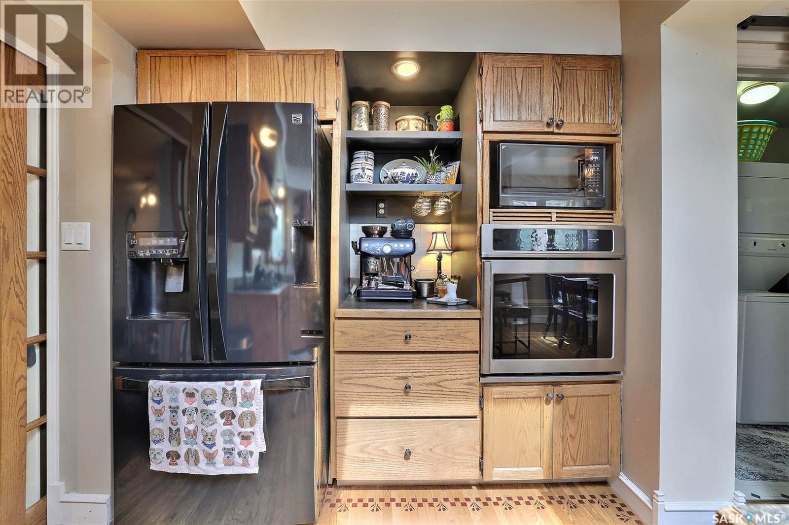 924 Campbell Street, Regina, SK - Indoor