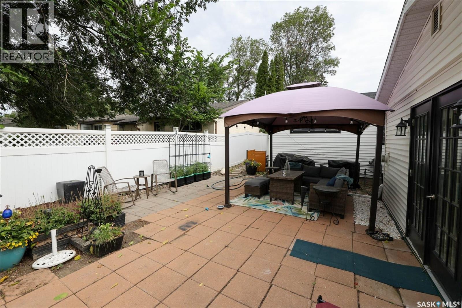 924 Campbell Street, Regina, SK - Outdoor