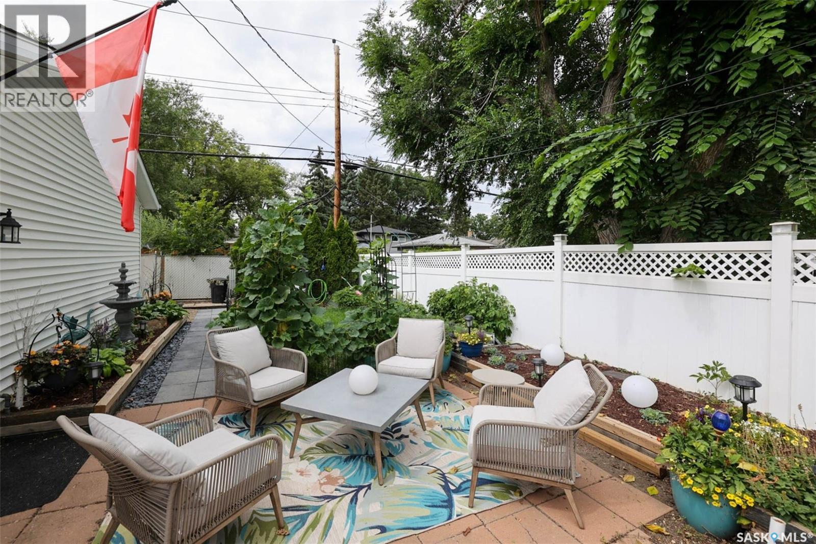 924 Campbell Street, Regina, SK - Outdoor With Deck Patio Veranda With Exterior