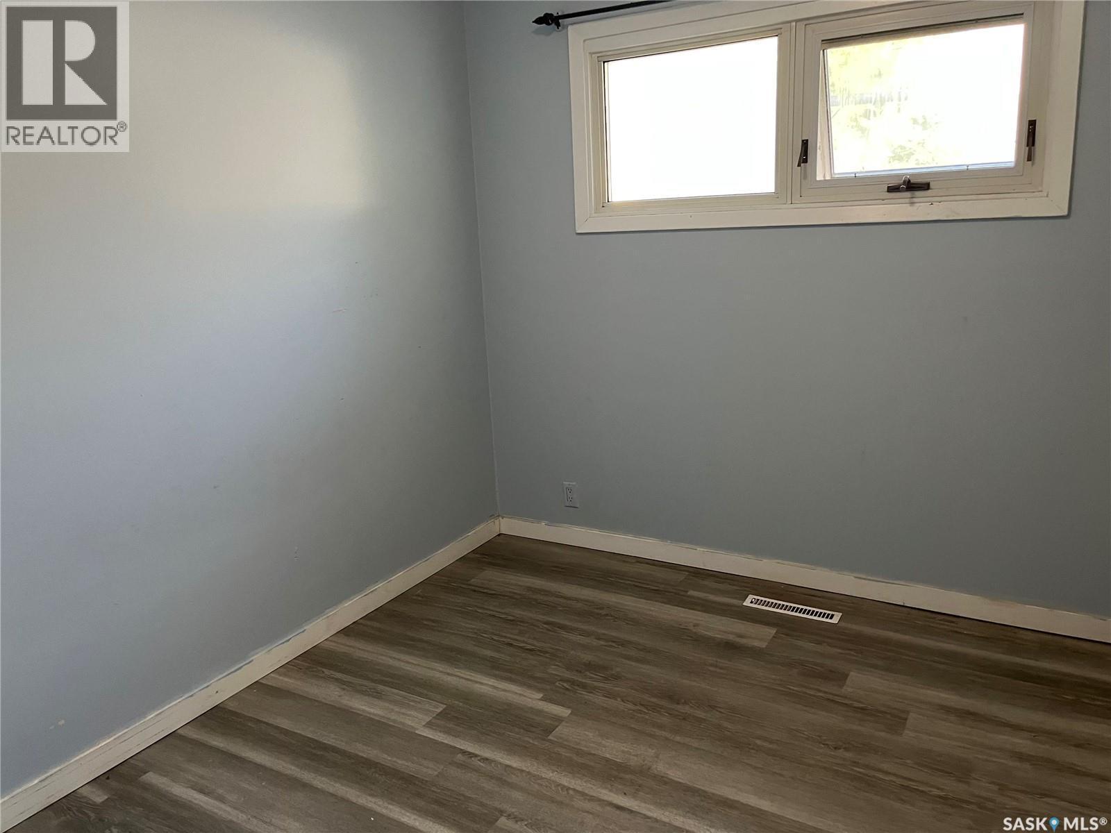 15 Ottawa Place, Regina, SK - Indoor Photo Showing Other Room