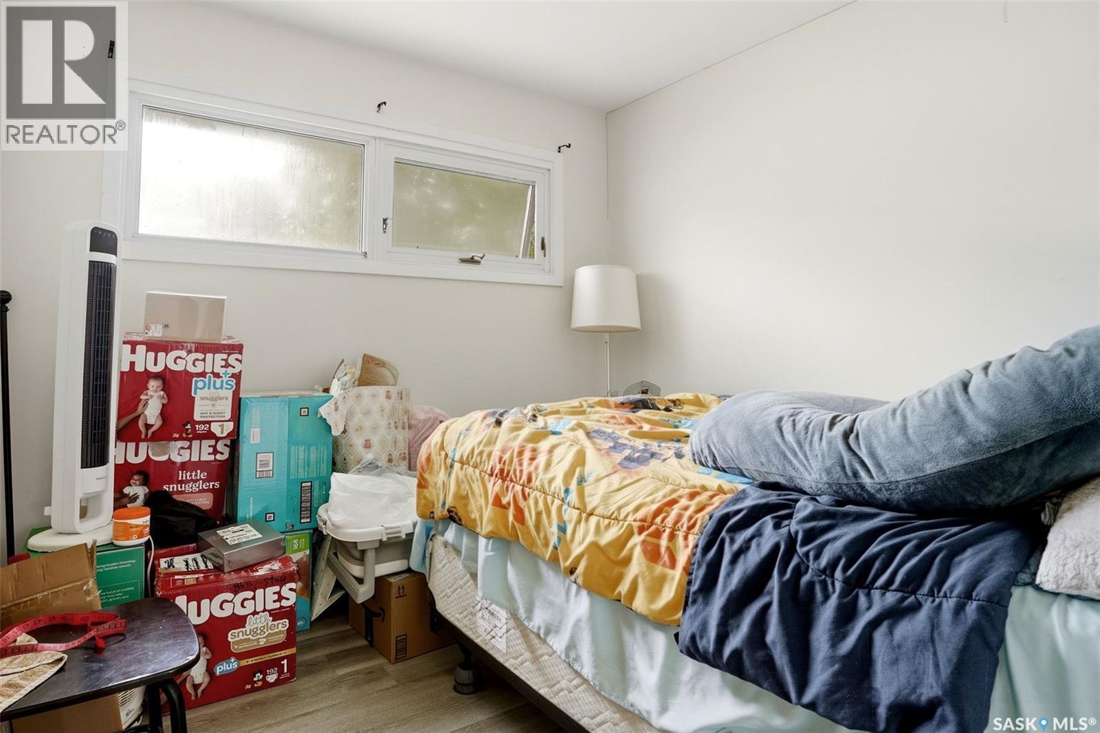 15 Ottawa Place, Regina, SK - Indoor Photo Showing Bedroom