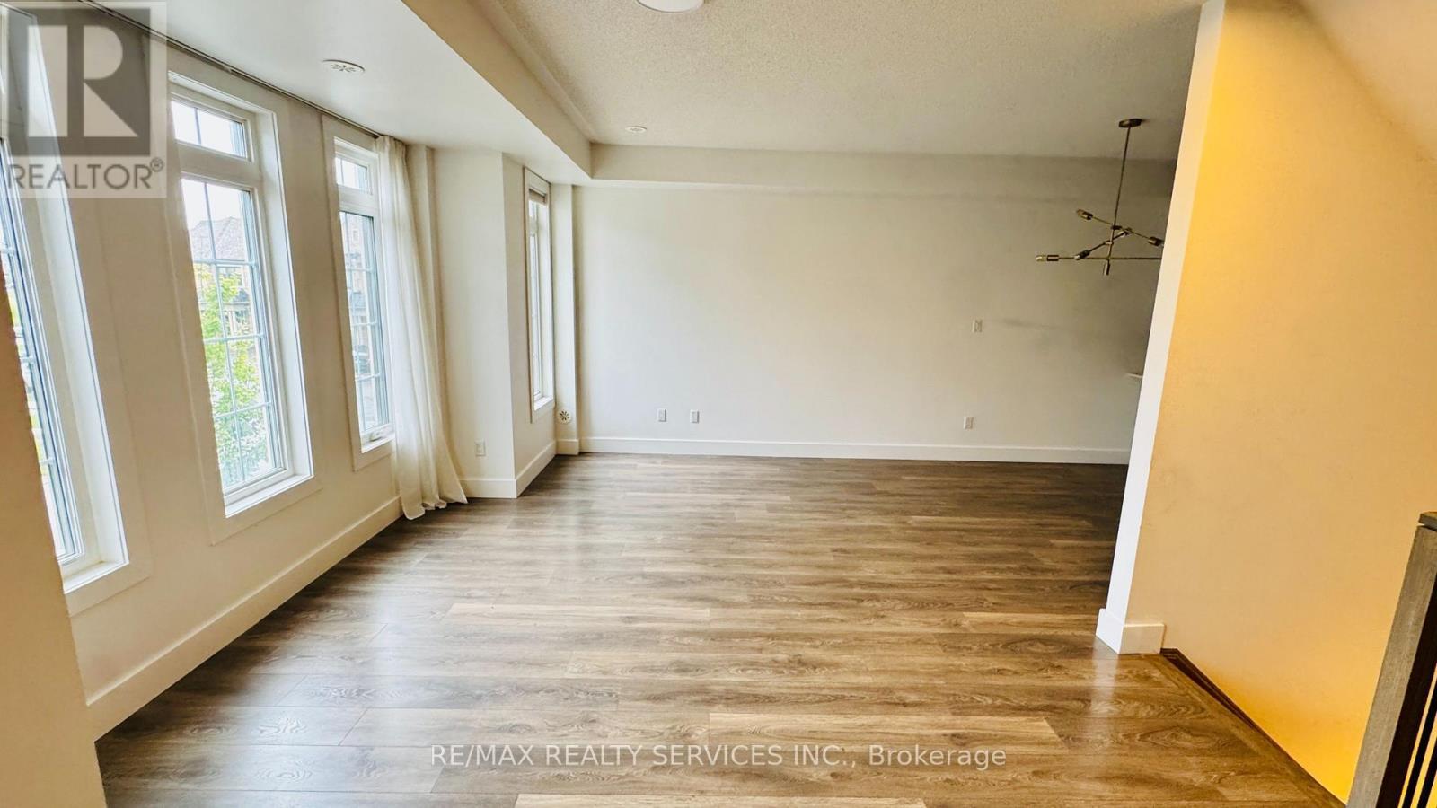 2nd FLR - 1159 Lloyd Landing, Milton, ON - Indoor Photo Showing Other Room