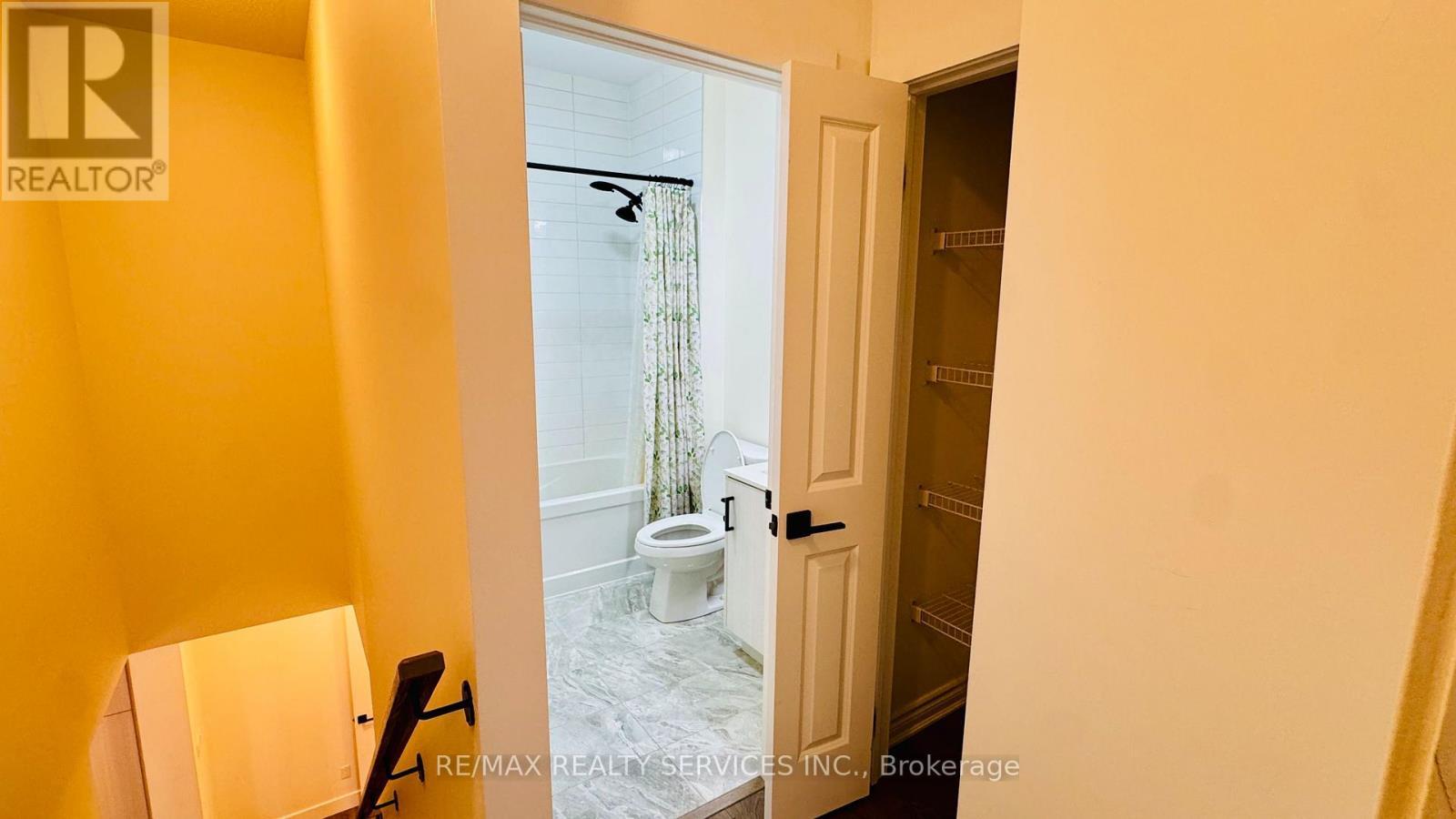 3RD FLR - 1159 Lloyd Landing, Milton, ON - Indoor