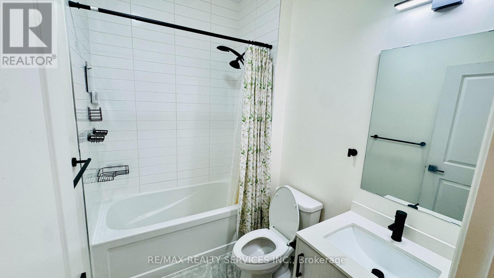 3RD FLR - bath - 1159 Lloyd Landing, Milton, ON - Indoor Photo Showing Bathroom