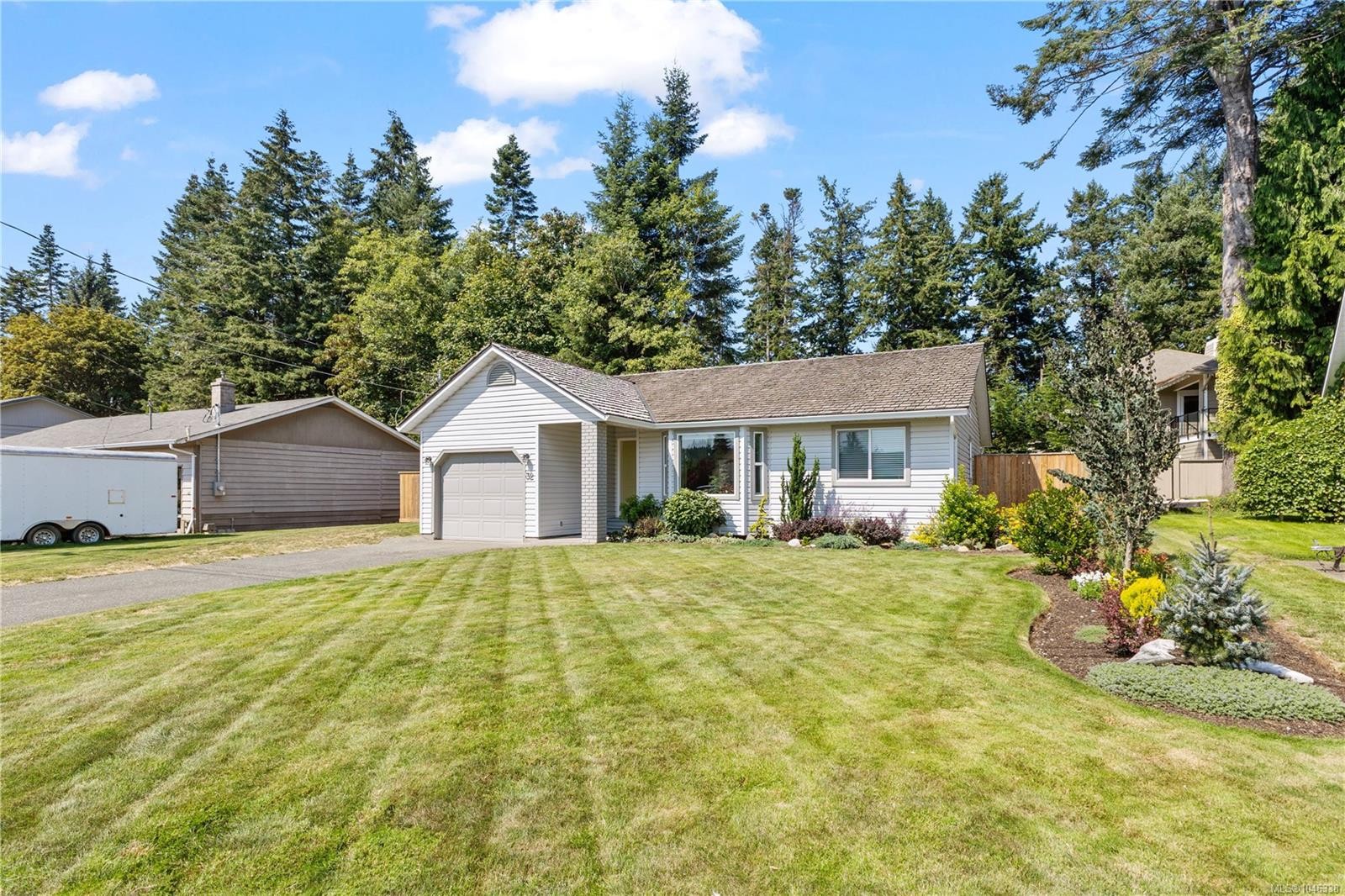 32 Oregon Rd, Campbell River, BC