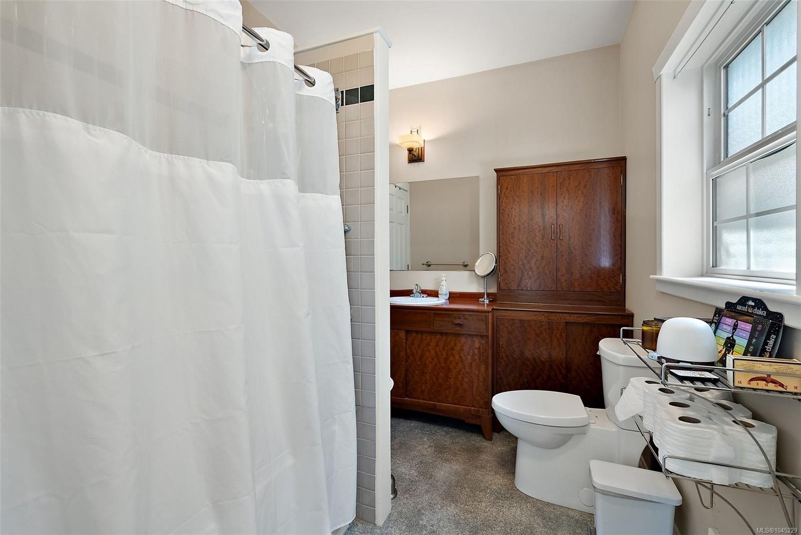 2445 Malaview Ave, Sidney, BC