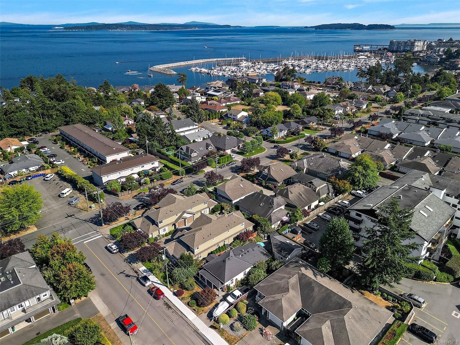 2445 Malaview Ave, Sidney, BC