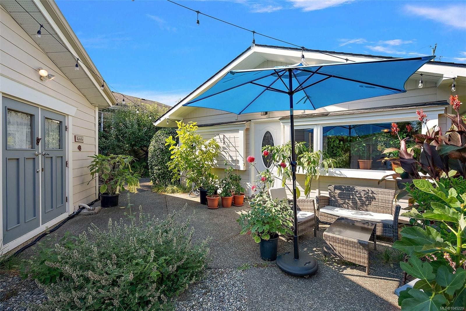2445 Malaview Ave, Sidney, BC