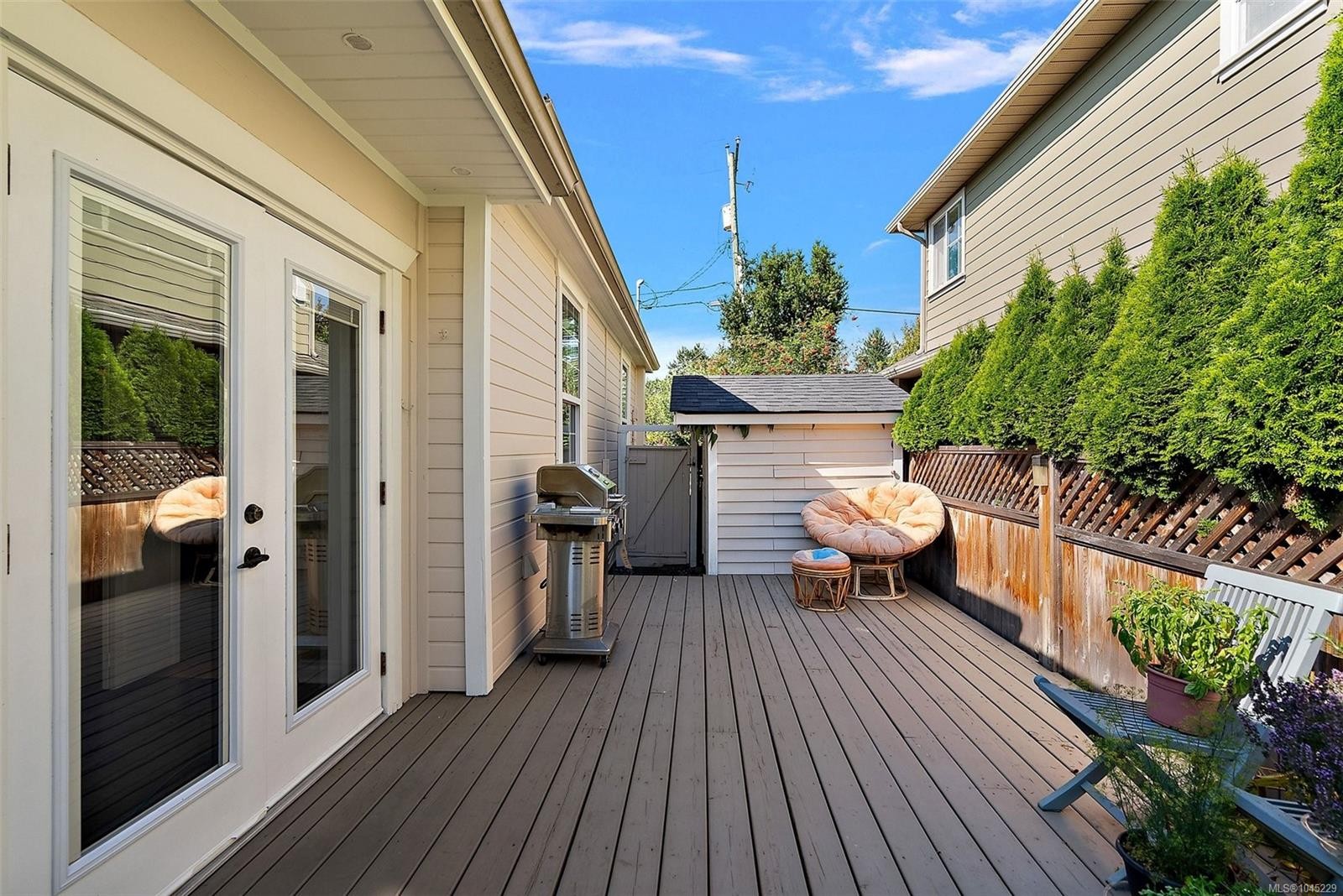 2445 Malaview Ave, Sidney, BC