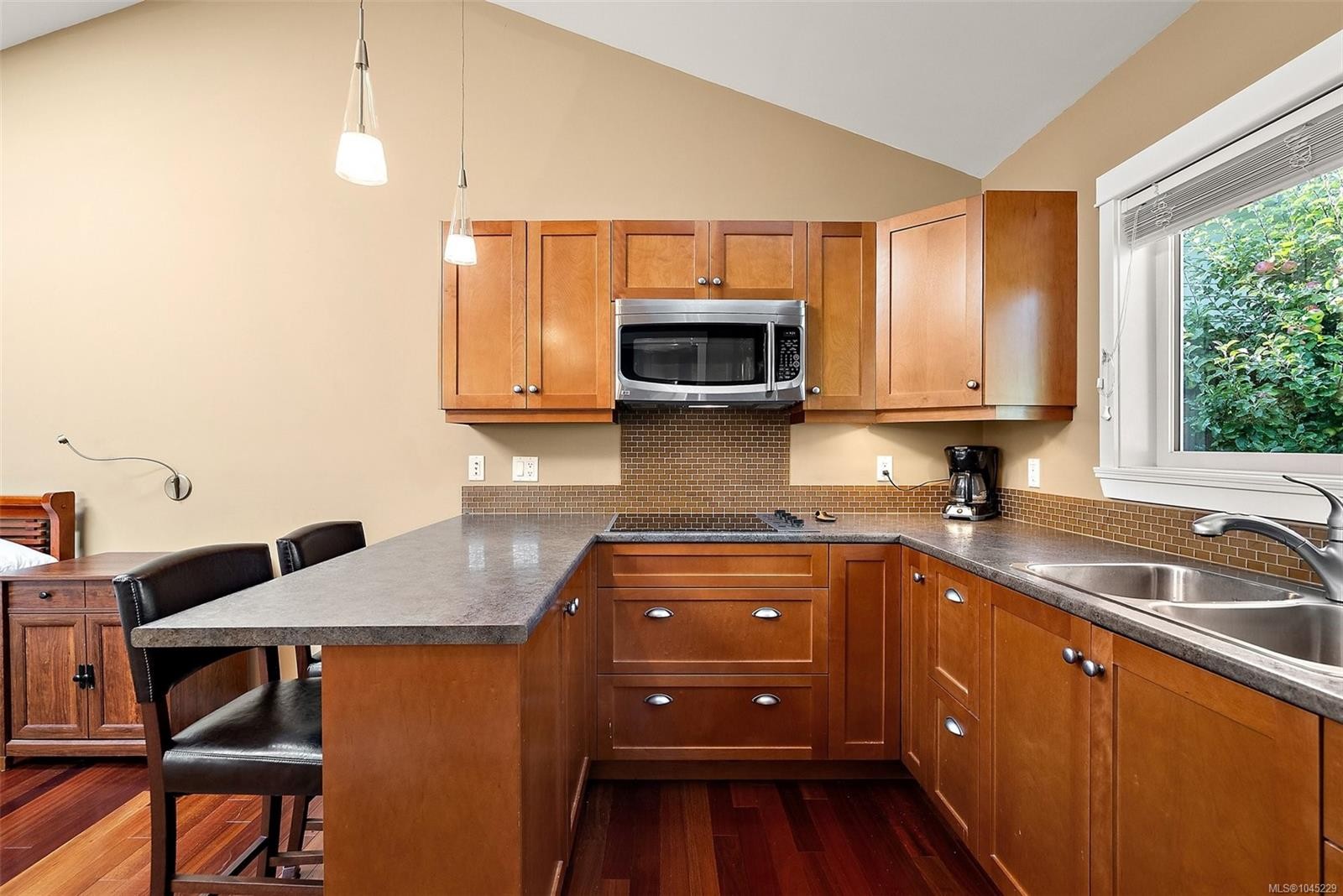 2445 Malaview Ave, Sidney, BC