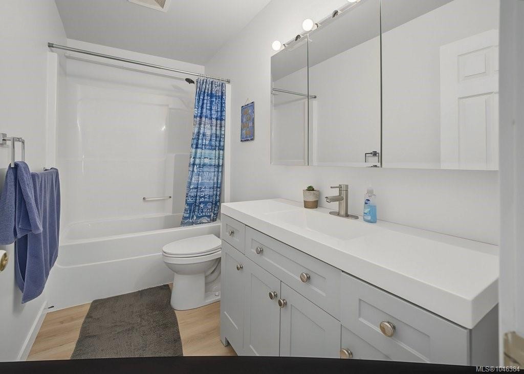 628 Winchester Ave, Nanaimo, BC