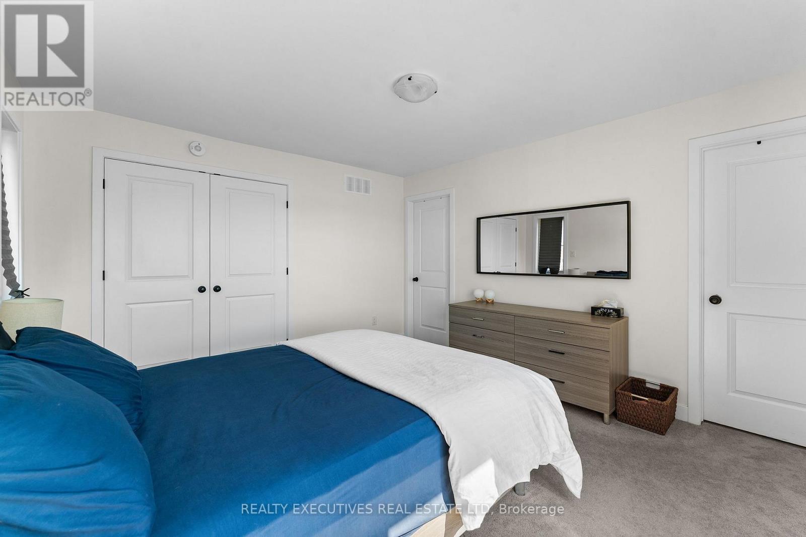 31 Whitcomb Crescent, Smiths Falls, ON - Indoor Photo Showing Bedroom