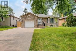 2759 MCKAY AVENUE Windsor, ON N9E 2P7