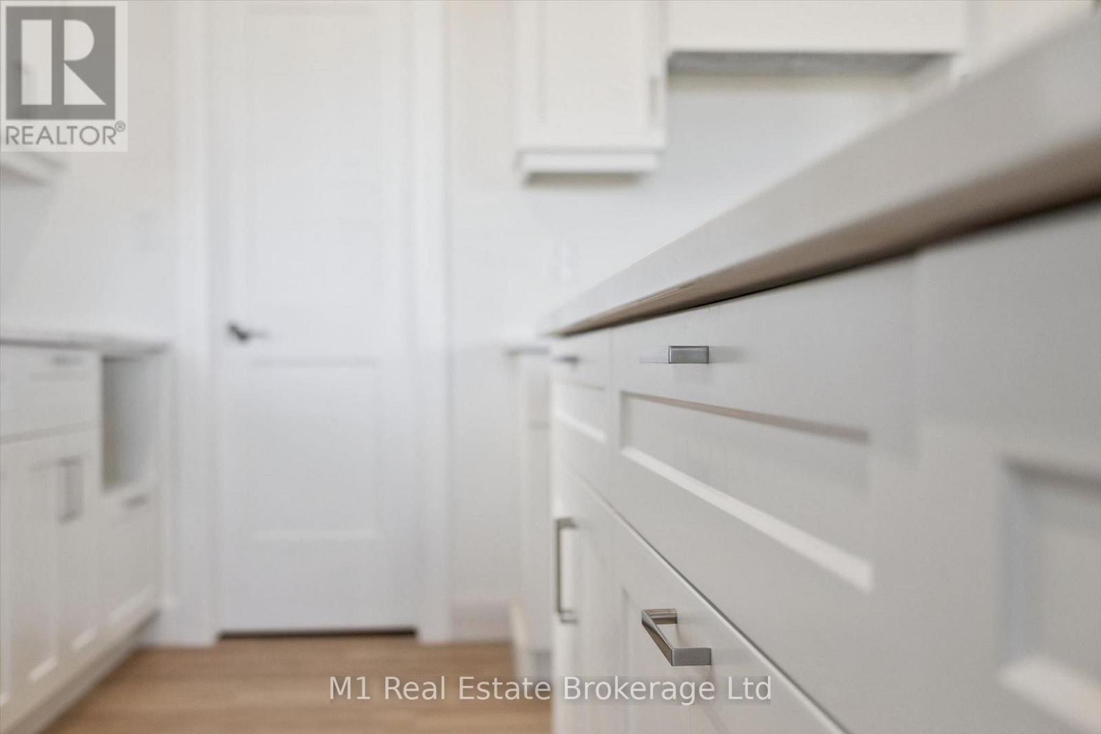 74 Bedell Drive, Mapleton, ON - Photo Showing Other Room