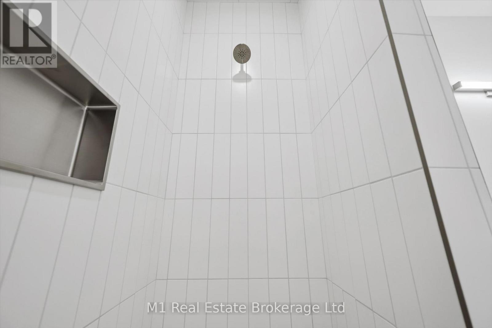 74 Bedell Drive, Mapleton, ON - Photo Showing Bathroom