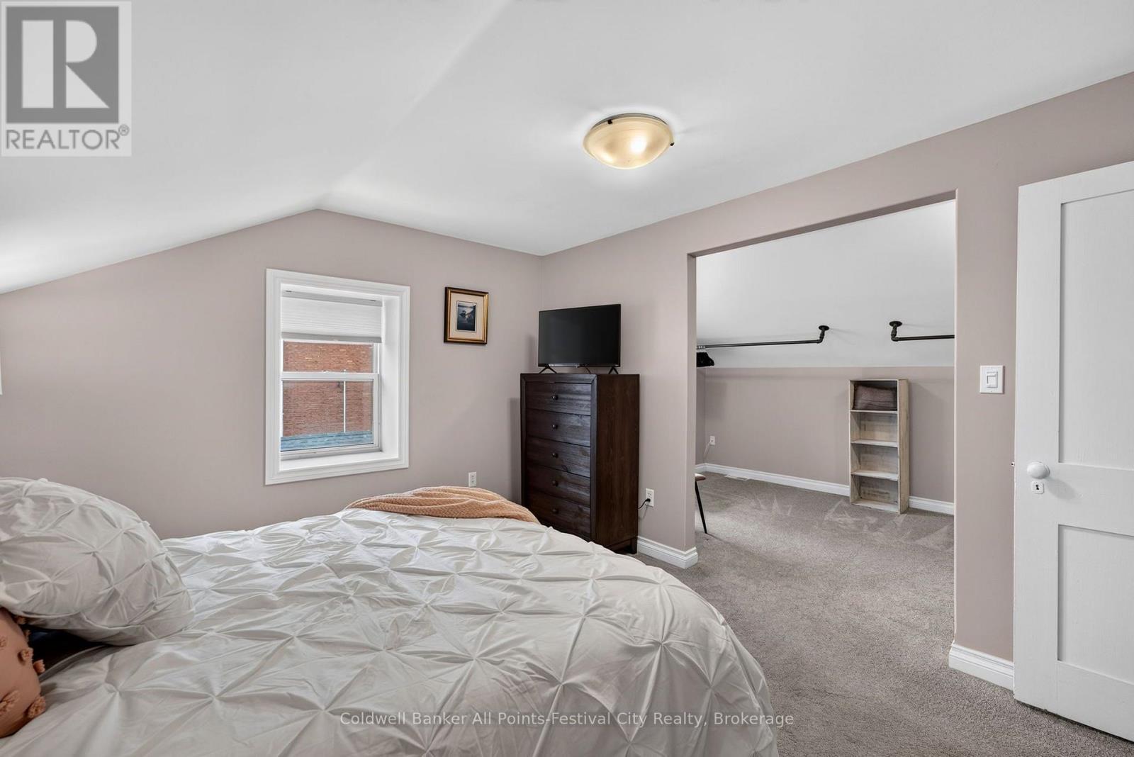 85 Cambria Road N, Goderich (Goderich (Town)), ON - Indoor Photo Showing Bedroom