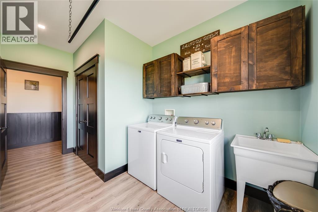 1764 Third Concession Line, Wheatley, ON - Indoor Photo Showing Laundry Room