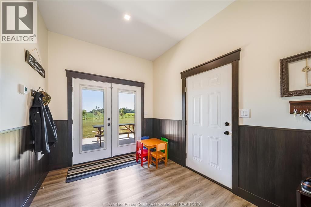 1764 Third Concession Line, Wheatley, ON - Indoor Photo Showing Other Room